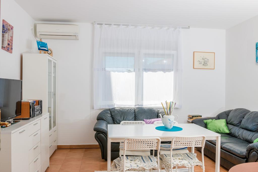 Apartments Seka Novi Vinodolski Bagian luar foto