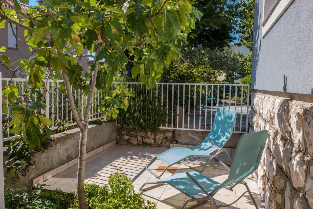 Apartments Seka Novi Vinodolski Bagian luar foto