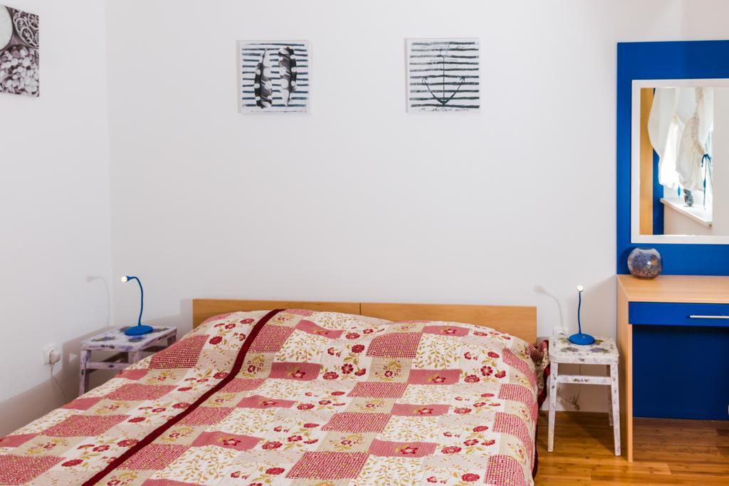 Apartments Seka Novi Vinodolski Bagian luar foto